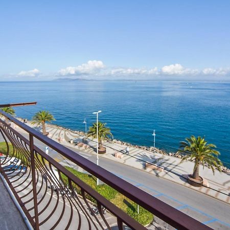 Elegant Apartment With Sea View In Porto Santo Stefano 89 M² Exterior foto
