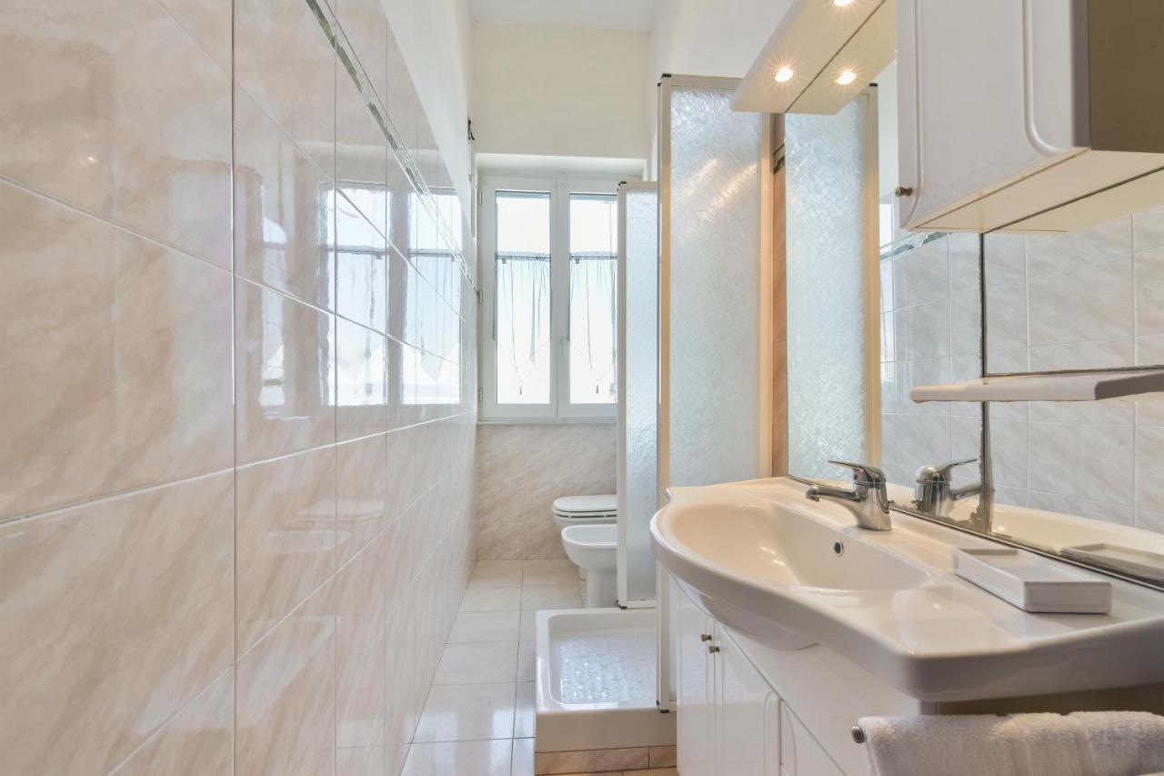 Elegant Apartment With Sea View In Porto Santo Stefano 89 M² Exterior foto